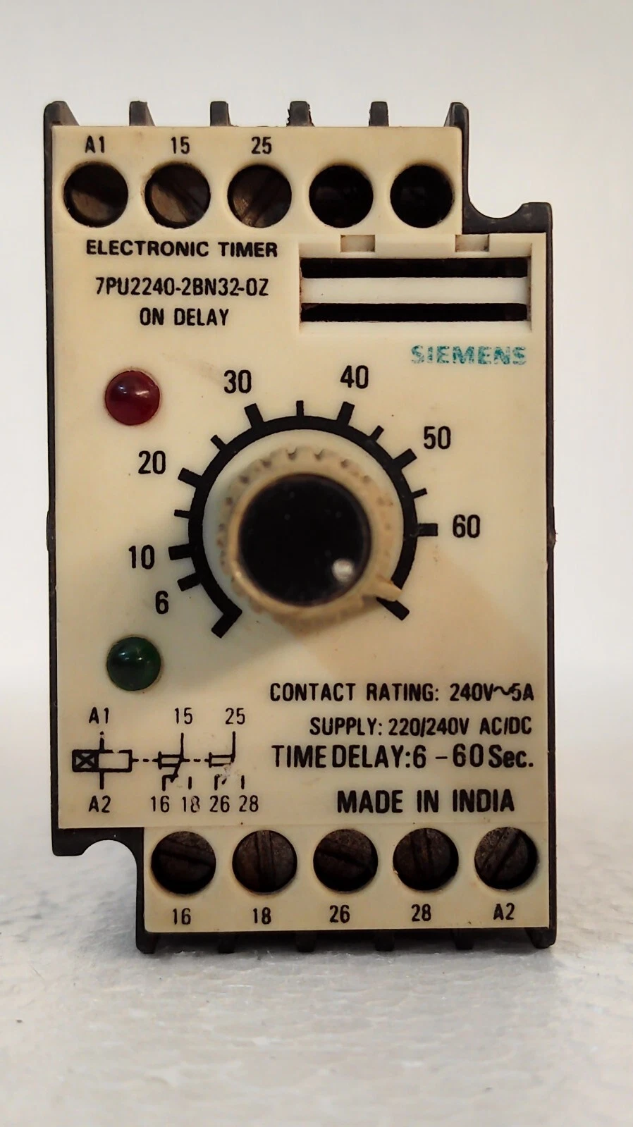Siemens 7PU2240-2BN32-OZ Electric Timer